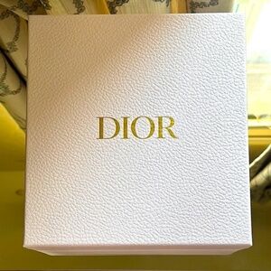 NEW Dior Couture Box Medium size